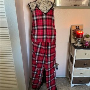 VS plaid 2pc pj set